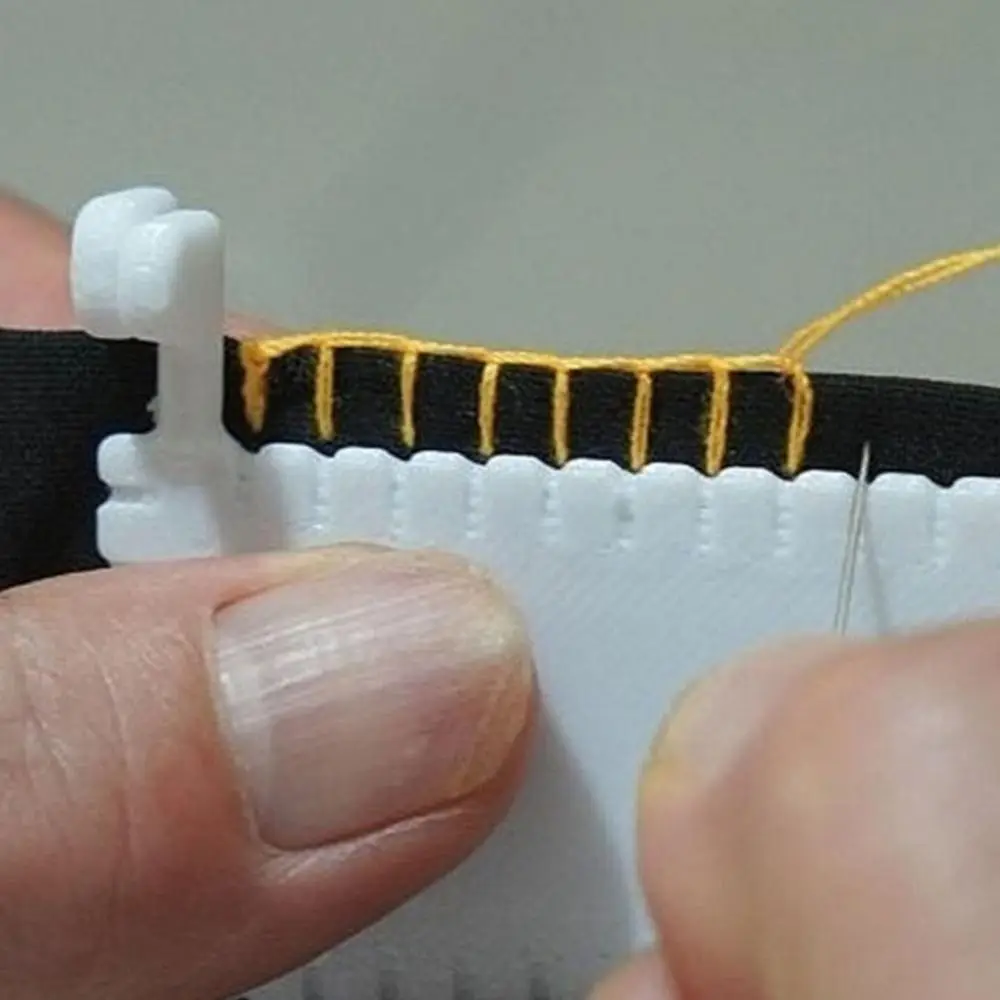 1/2Pcs Needle Gauge Edge Stitching Lock Sewing Gauge Quilting Hemming Non-Slip DIY Sewing Aid Tools Seam Finishing 2/3/4/5MM