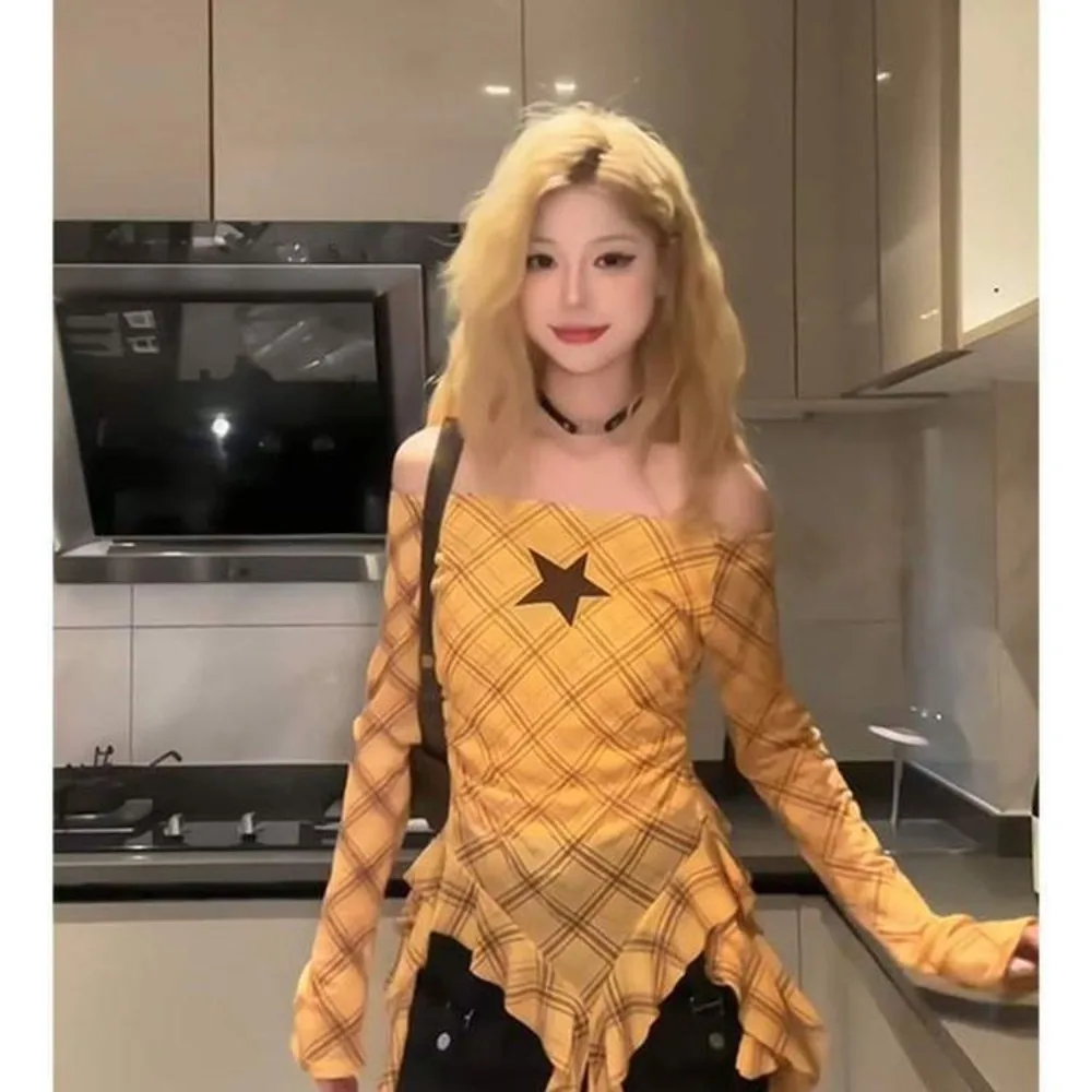 

Американская субкультура футболка с длинным рукавом с разрезом на шее женская повседневная Y2K винтажный топ в стиле панк готический стиль сексуальная тонкая женская уличная одежда