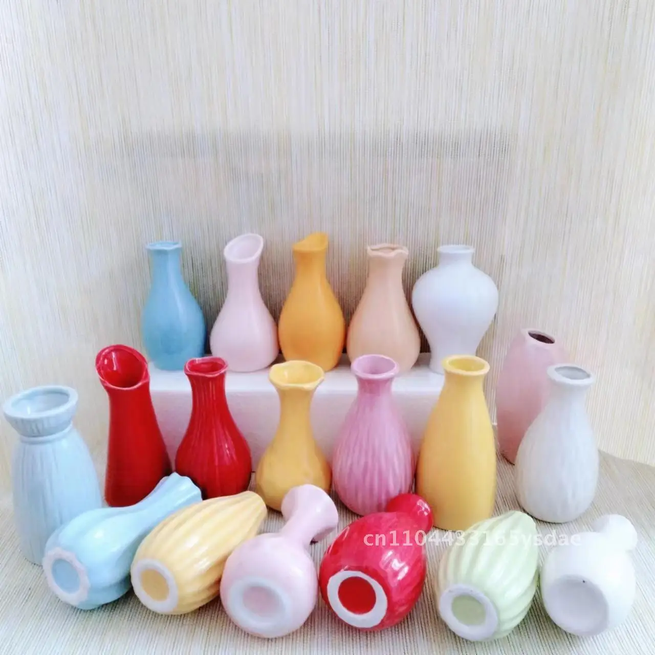 

Mini Ceramic Aromatherapy Bottle Macaron Color Hydroponic Vase Creative Home Decorative Flower Insert Handmade Glaze Finish