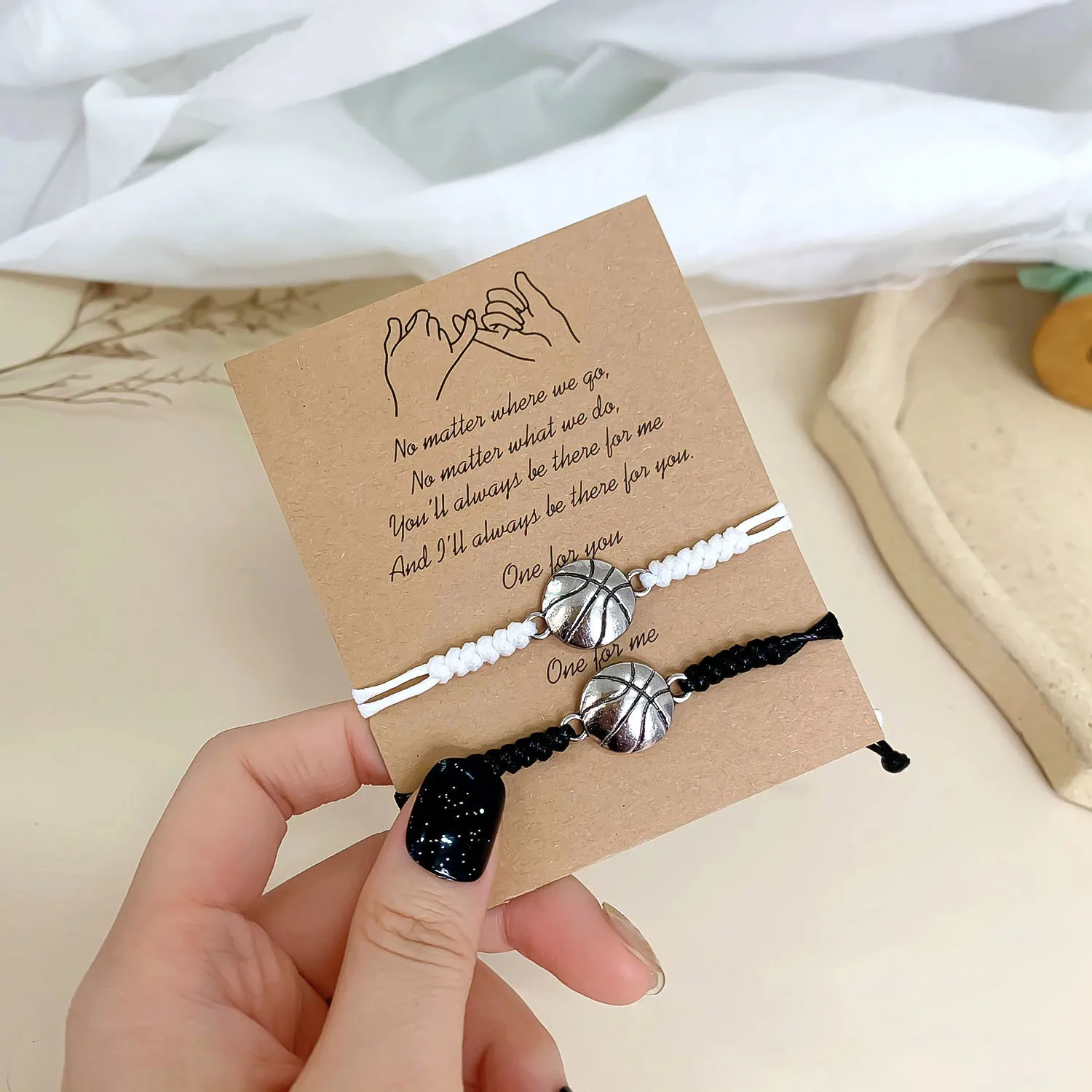 2Pcs/Set Charm Couple Friendship Bracelet pour garçon fille Basketball Volleyball Tennis Bracelet tressé fait main et ajustable Bijoux