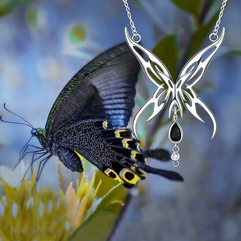 Huitan Silber Farbe Hohl-out Schmetterling Halskette Weibliche Trendy Schmuck mit Schwarz Zirkonia Stein Halloween Party Zubehör