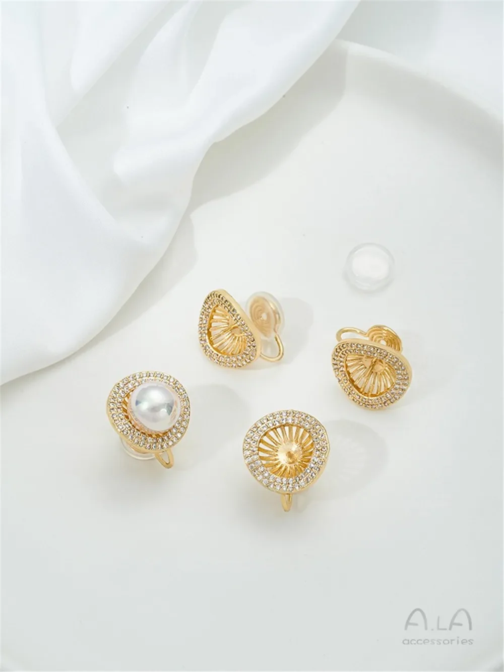 

14K Gold-Color Plated Micro-inlaid Double-ring Zircon Bead Holder Earclip Handmade DIY Pearl Earrings Empty Holder Accessories