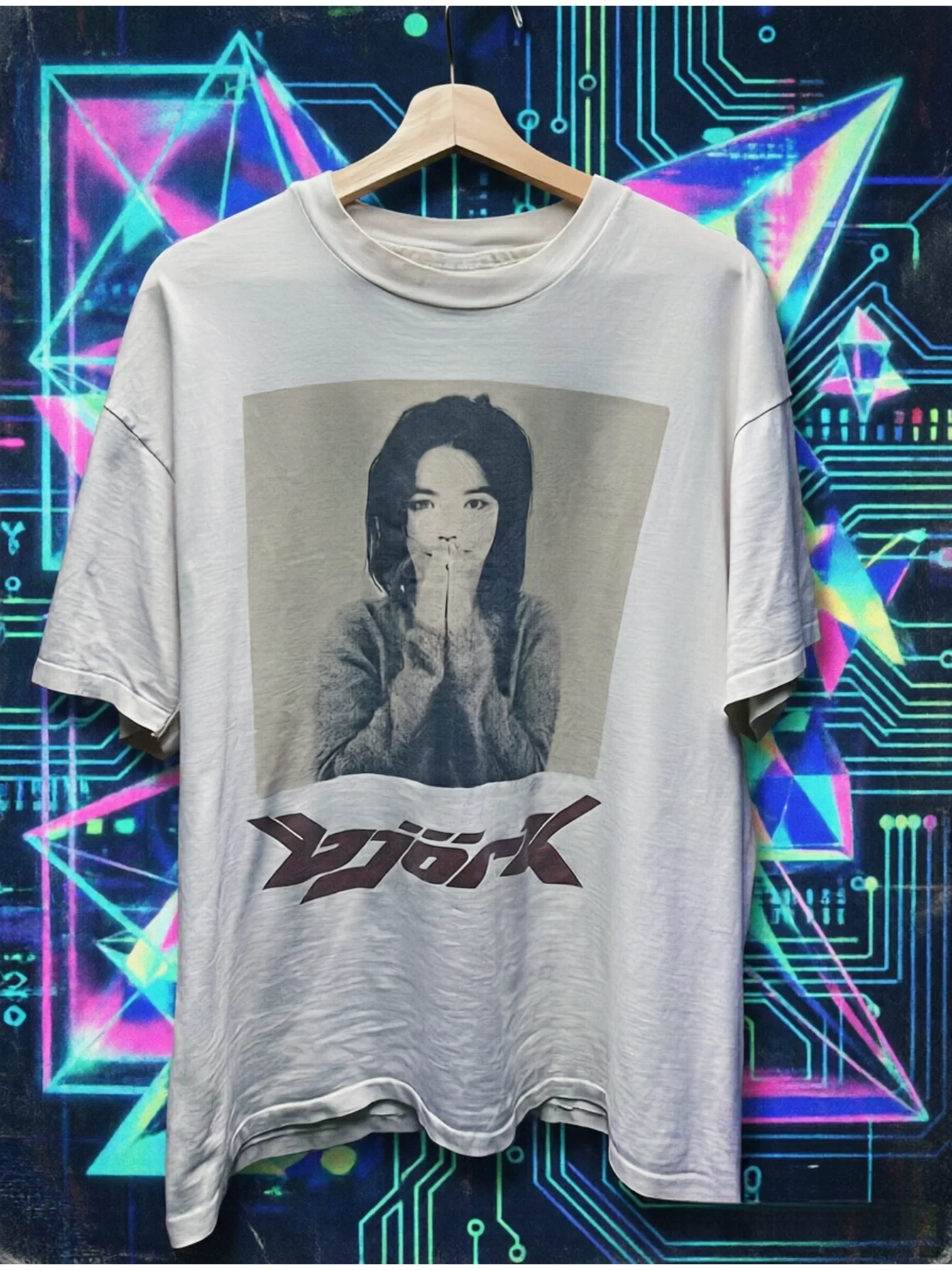 Unisex Bjork 1993 Debut Album Graphic T-shirt Original Logo Print Iconic Music Merchandise and Casual Streetwear