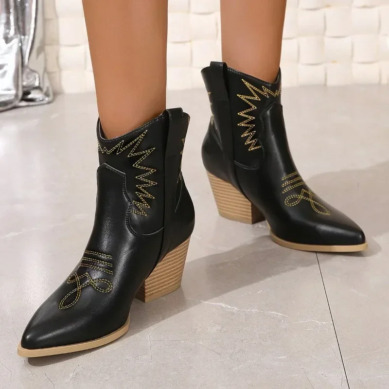 2023 New Shoes for Women Slip on Mid-Calf Women's Boots New Modern Boots Women Pointed Toe Embroidery Chunky Heel Ladies Shoes