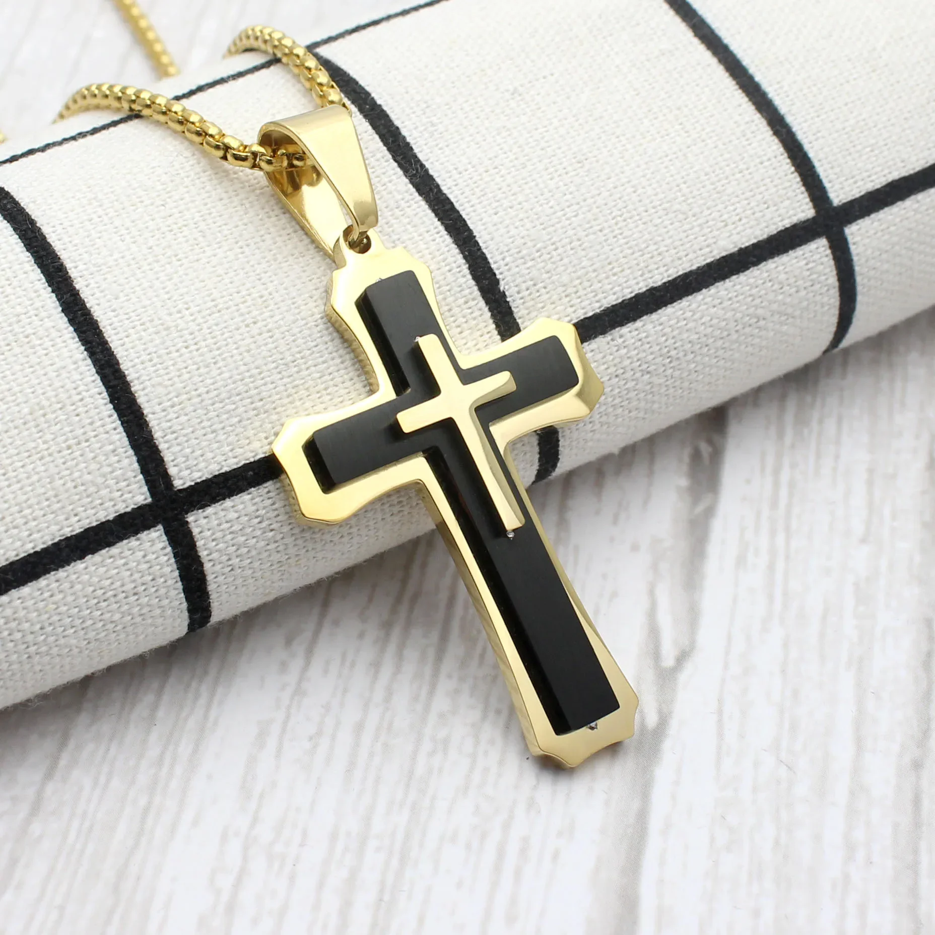 60cm Men Christian Cross Necklace Pendants Fashion Jewelry Stainless Steel Black Gold Color Dropship