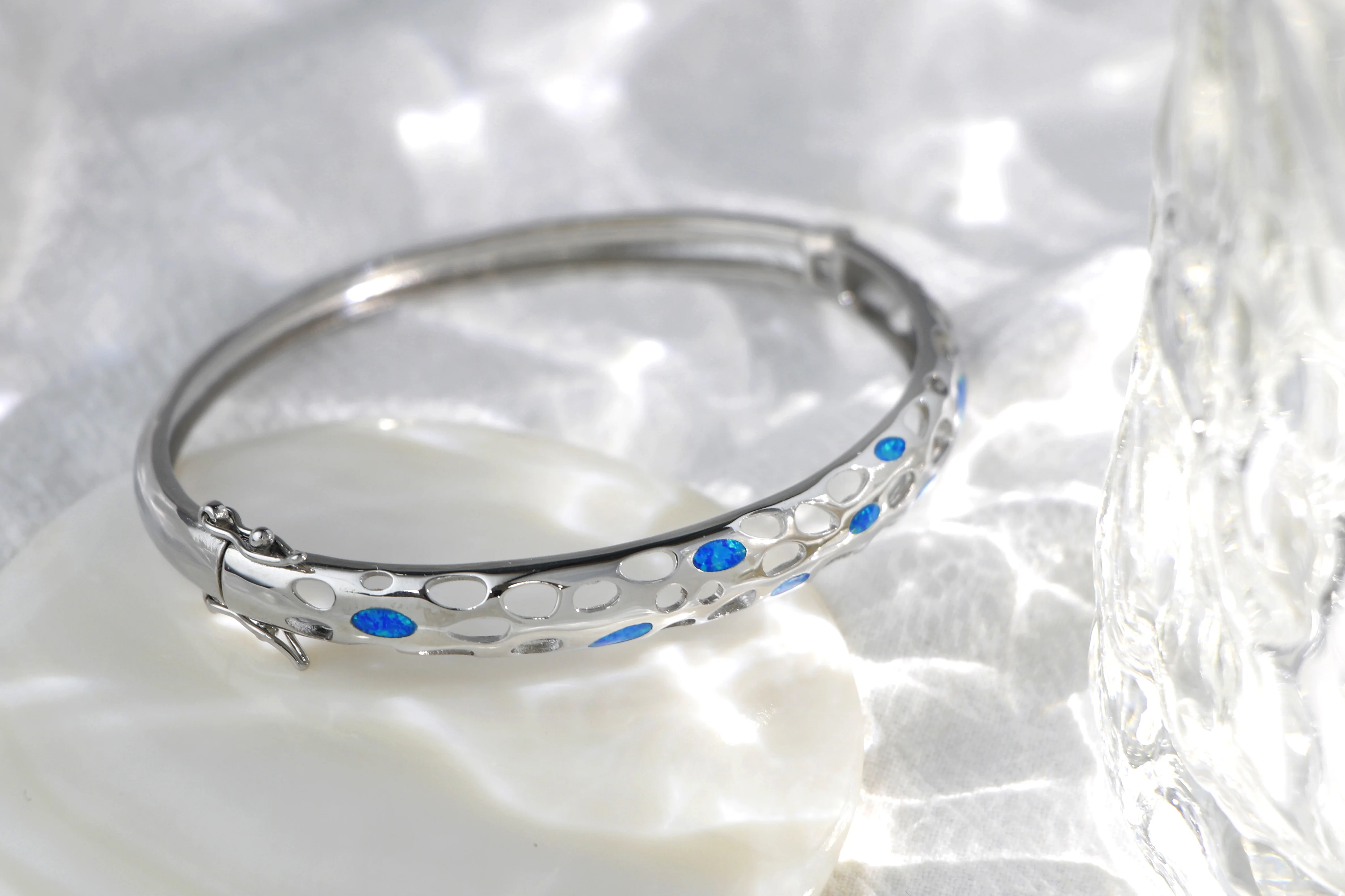 JLZ099 Unisex Silver & Rhodium Plated Fine Jewelry Glossy Blue Synthetic Opal Bezel Setting Bangle Trendy for Girls Gifts Party