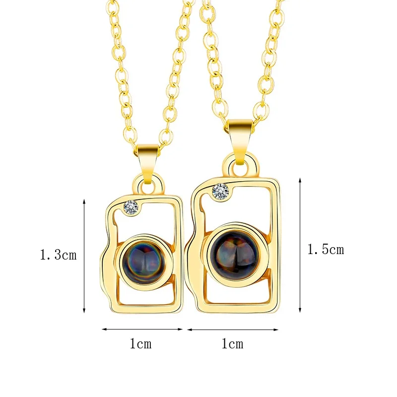 Lovecryst 2pcs/set Attractive Magnetic Heart Camera Puzzle Pendant 100 Languages I Love You Projection Couple Necklace Gifts