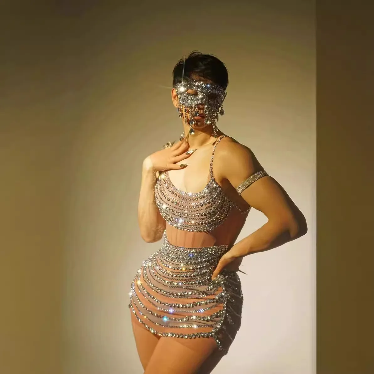 생일 무대 공연 파티 드레스 섹시한 서스펜더 모조 다이아몬드 장갑 vestido de festa de formatura 럭셔리 이브닝 가운