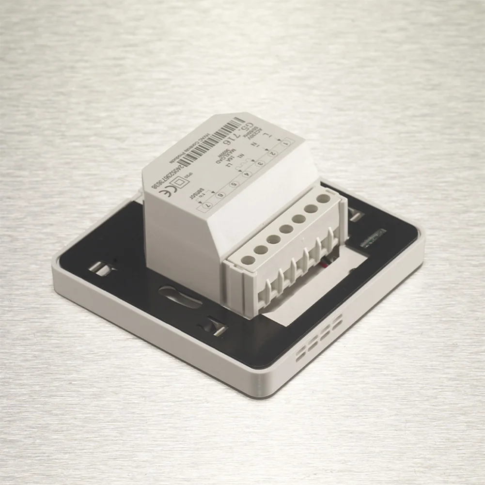 16A Thermostat for Electric Floor Heating Systems with Wall Mount Design and Clear LED Indicator for Heating Status
