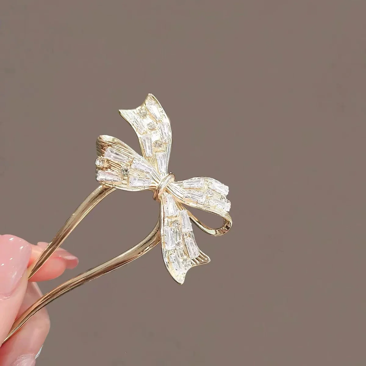 1PC ใหม่ผีเสื้อโบว์ Golden Zircon U-รูป Hairpin สําหรับผู้หญิง,ด้านหลังหัว,จาน Hairpin,ทุกวันโมเดิร์นอุปกรณ์เสริมผม