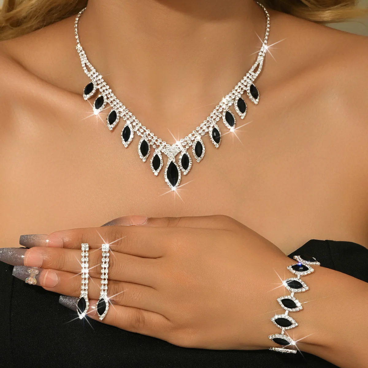 Best Seller Luxury Black Crystal Jewelry Set Women Necklace Earrings Bracelet Ring Party Wedding Bridal Accessories Necklace