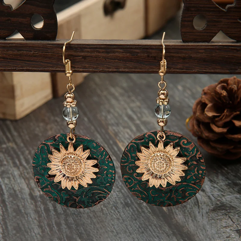 2022 New Product Retro Bohemian Color Separation Double Sunflower Delicate Pattern Earrings Retro Fashion Drop Earrings