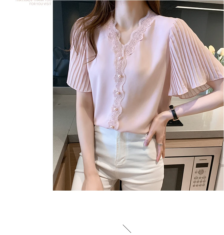 Chemises en mousseline de soie pour femmes, col en v, boutons, garniture en dentelle, chemisiers élégants pour dames, manches courtes plissées, été, blanc, rose, haut coréen doux