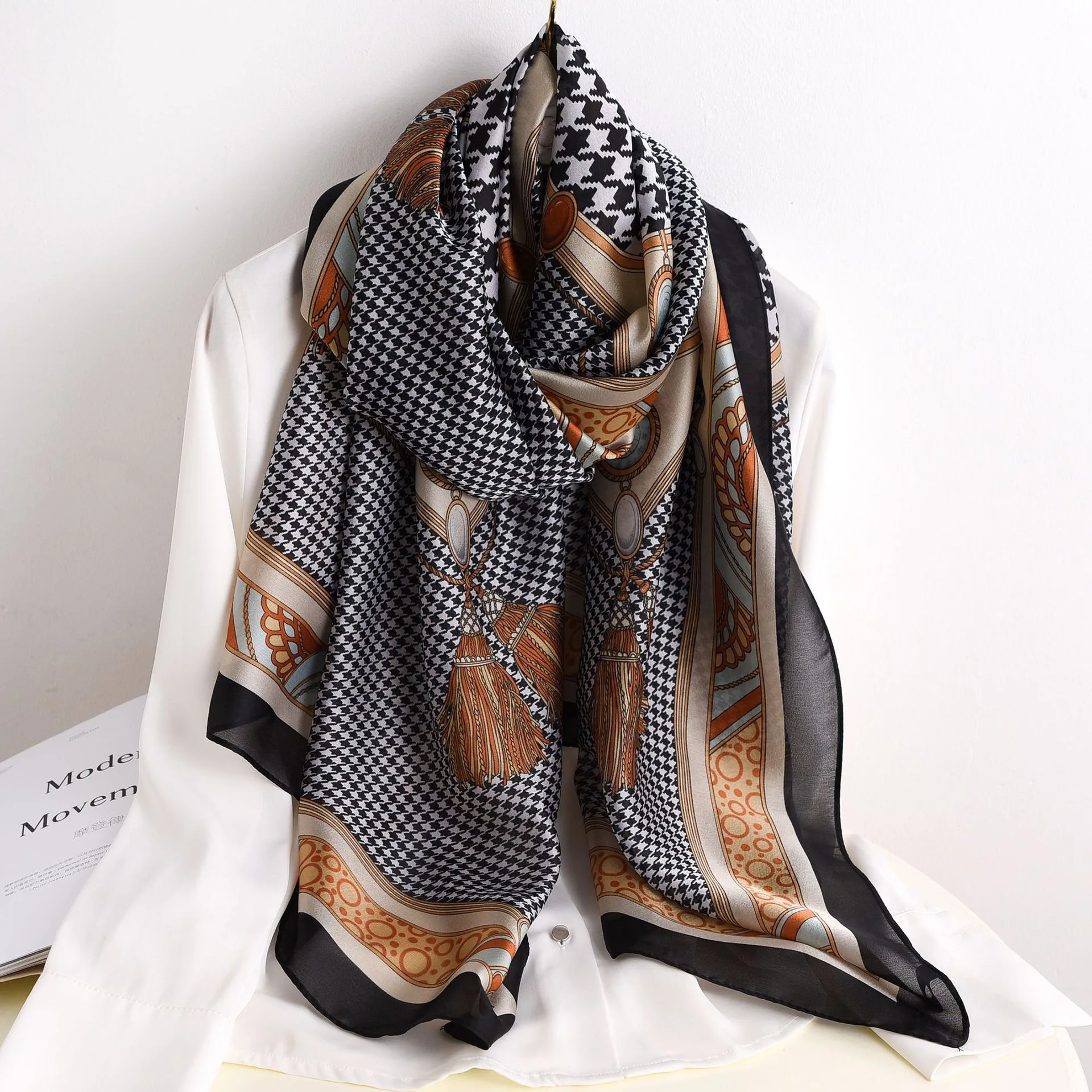 Spring Scarf Women\'s Luxury Design Scarf Silk Smooth Scarf Soft Muslim Headband Shawl Beach 85x180cm