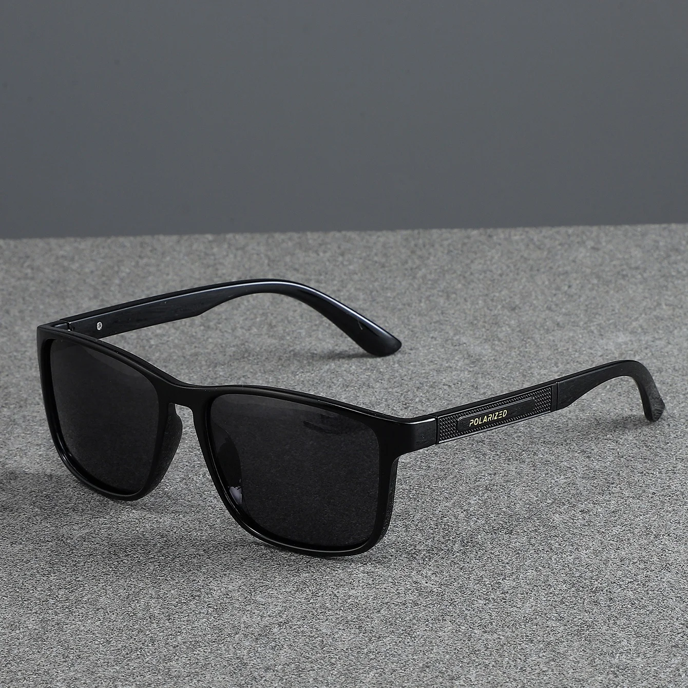 CHALK Polarized Men's Sunglass - Vintage Fashion Runway ulasan dan harga