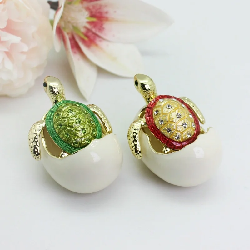 

SHINNYGIFTS Enamel Hatching Turtle Trinket Box Egg-shell Turtle Decorative Box Hinged Figurine Collectible Home Decoration