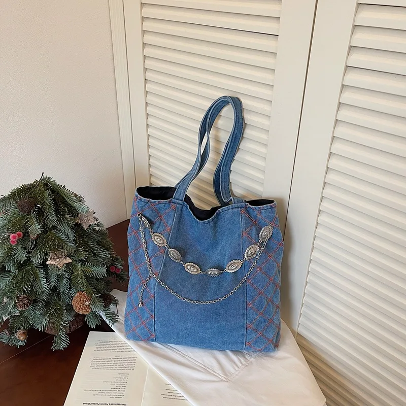 

Vintage Thread Design Denim Shoulder Bags for Women Large Capacity Trendy Chain Ladies Tote Bag Simple Versatile Female Handbag
