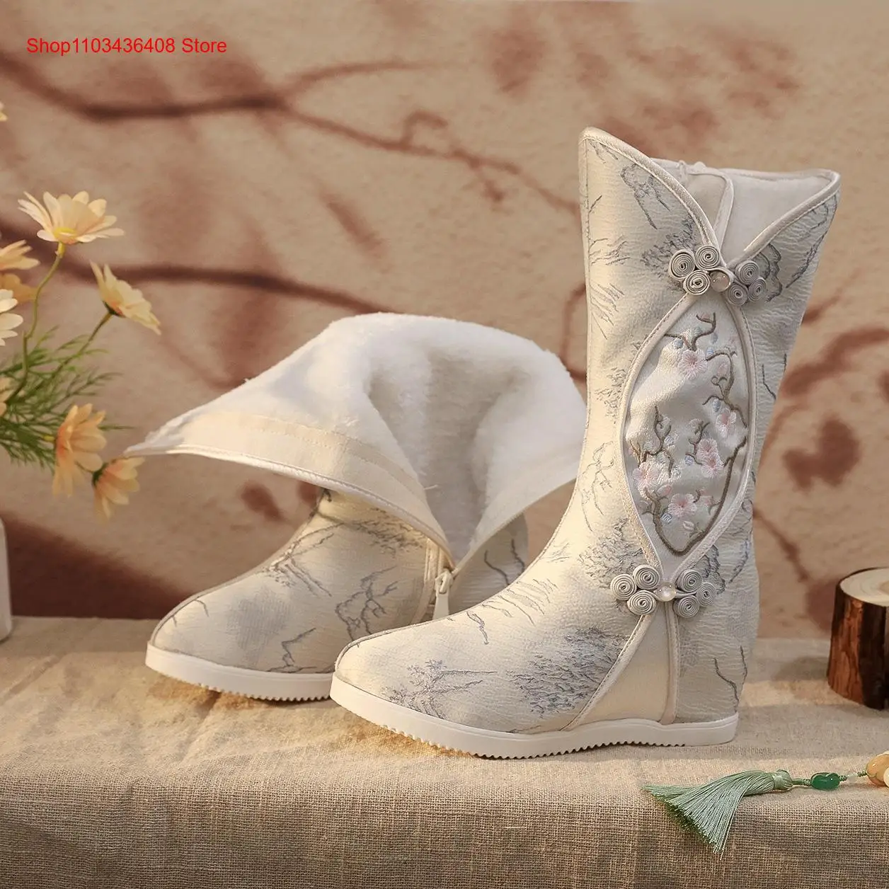 Autumn Ink Painting Far Mountain National Embroidered Boots Hanfu Paired with Ancient Costume Interior Height Boosting Boots
