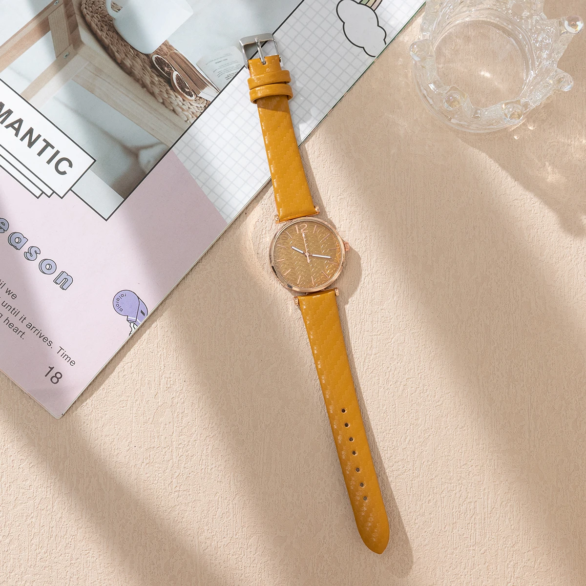 Reloj de mano de moda para mujer Correa de piel Textura de algas Temperamento Reloj de mujer Reloj de cuarzo Reloj de mujer