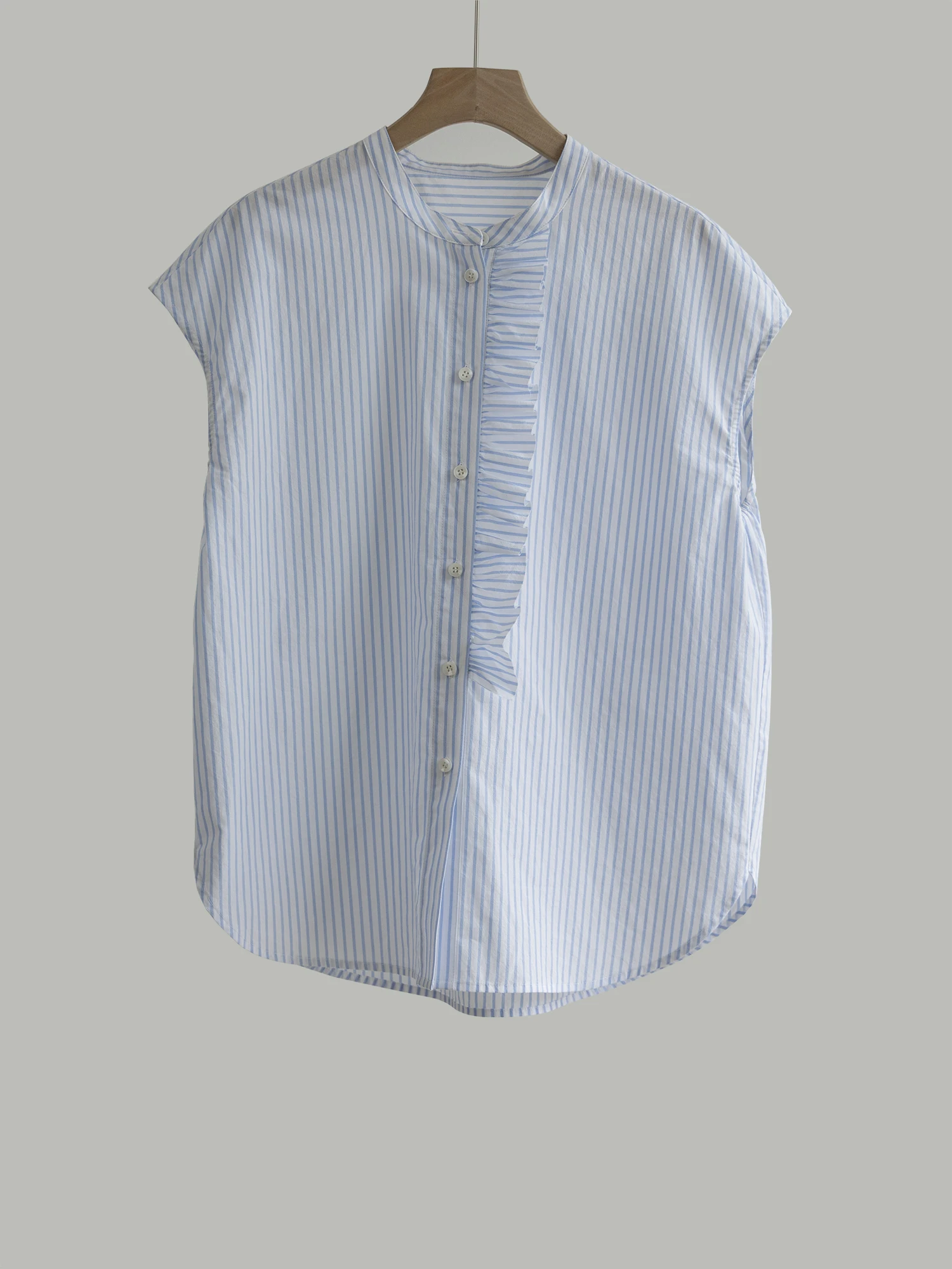 

Легкая летняя футболка из хлопка с сине-белыми полосками и кружевной отделкой, свободного кроя, оригинальный дизайн, дышащая, с коротким рукавом.