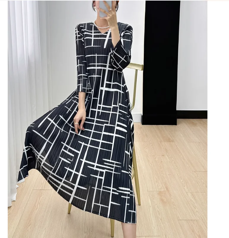 

HOT SELLING Miyake three quarter round collar fold stripe print A-LINE dress IN STOCK