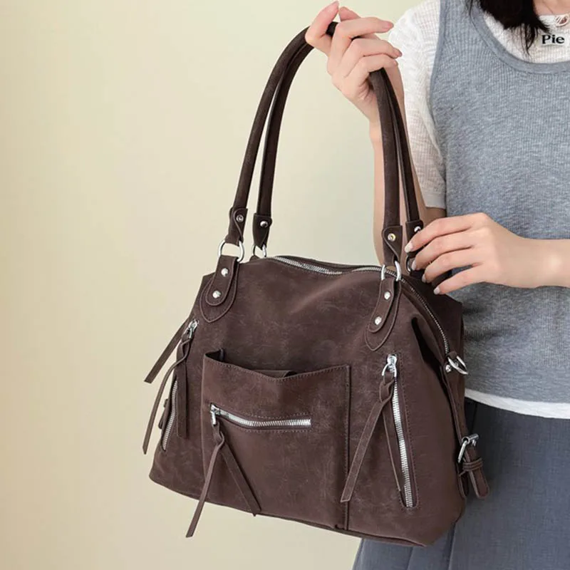 Ladies' Handbag 2026 Vintage Vintage Motorcycle Wind Pack New Large Capacity Soft Leather Commuting Bags One-Shoulder Tote Bags