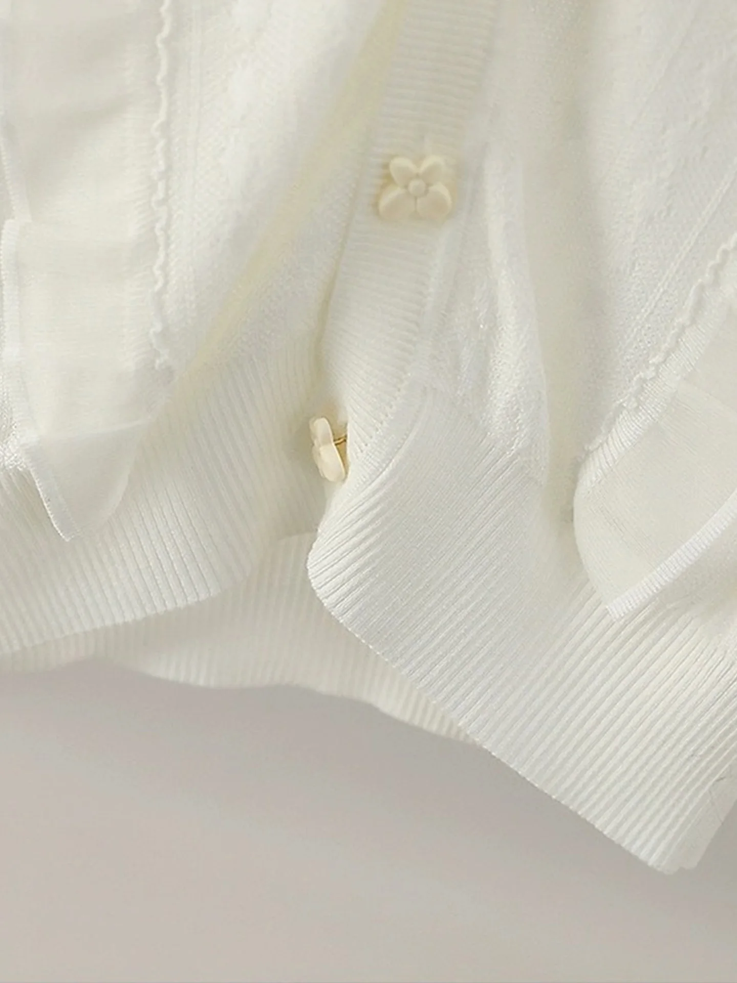 Jedwabny sweter z dzianiny z dekoltem w serek, zapinany na jeden guzik, modny, uniwersalny damski top, koreański styl, luźny krój, kardigan.