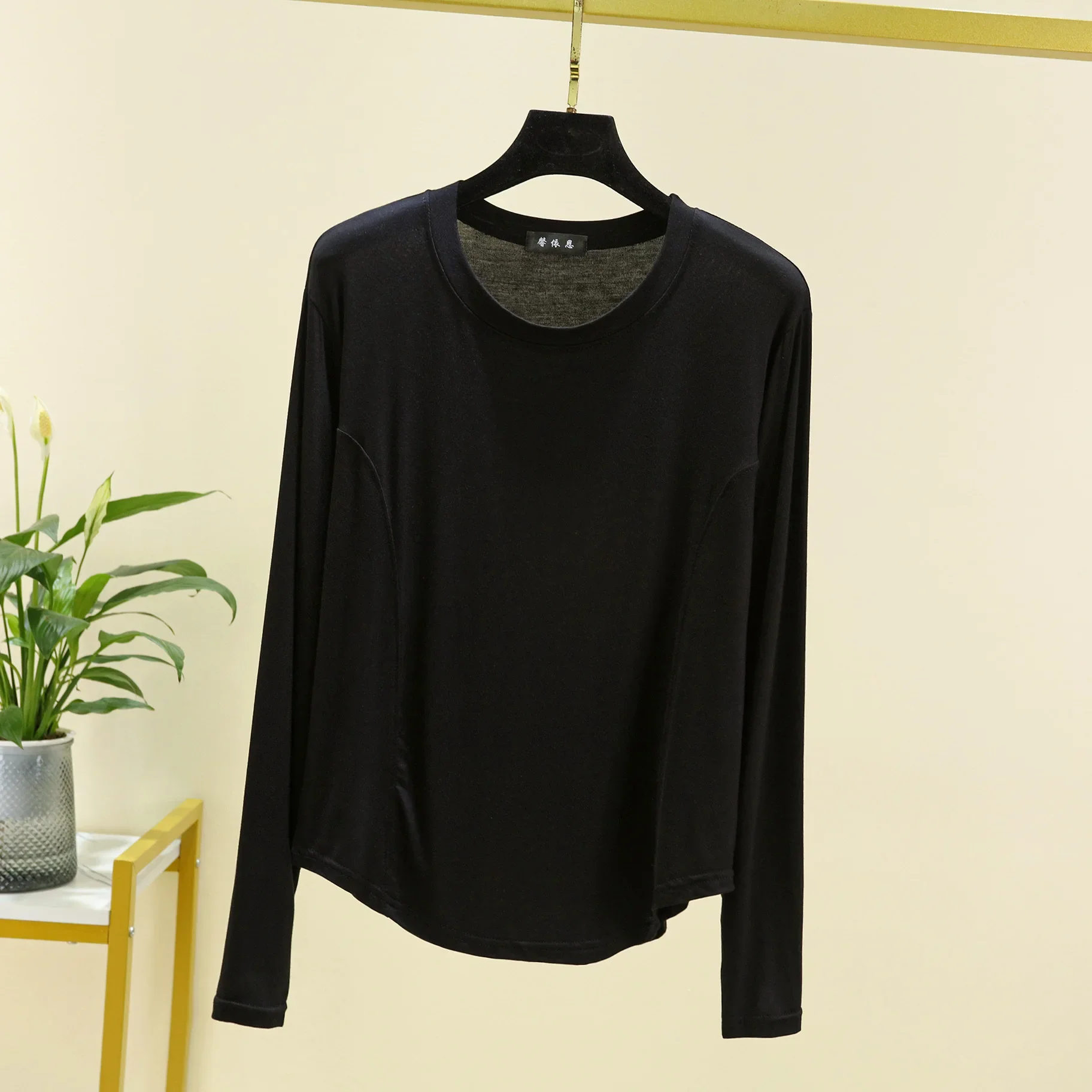 2026 Spring and Autumn New Women\'s Single-piece Pajamas Modal Large Round Neck Long Sleeve T-shirt Top Thin Style with Home Wear