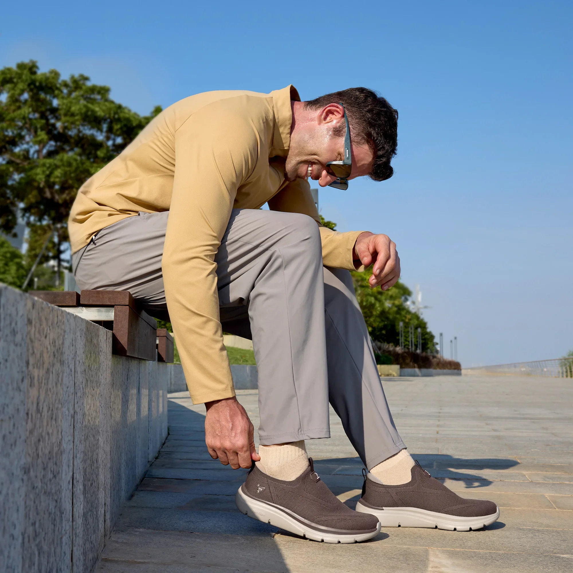 Fitington Herren-Wanderschuhe mit breiter Zehenbox, Slip-On-Freizeitschuhe, bequem, atmungsaktiv, dicke Sohle, Sneaker, Fußgewölbeunterstützung, für breite Füße – Detail 10