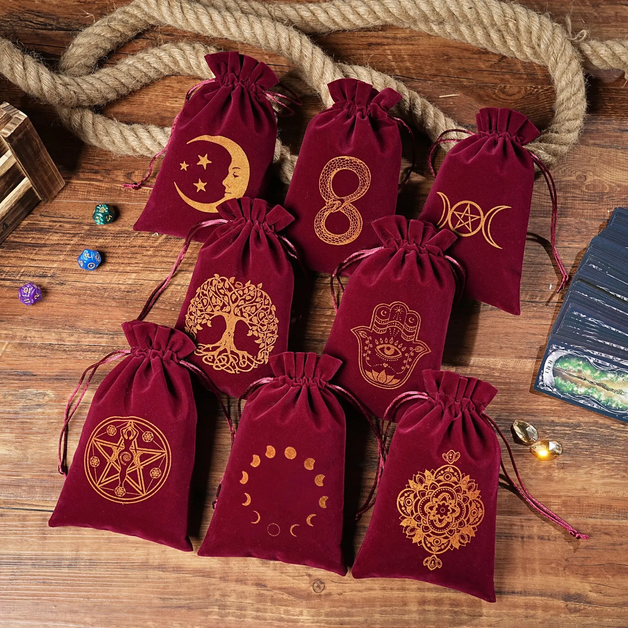 1pc Velvet Tarot Cards Storage Bag,Jewelry Coin Makeup Dice Tarot Pouch,Great for Holding Healing Crystals,Witchcraft Supplies