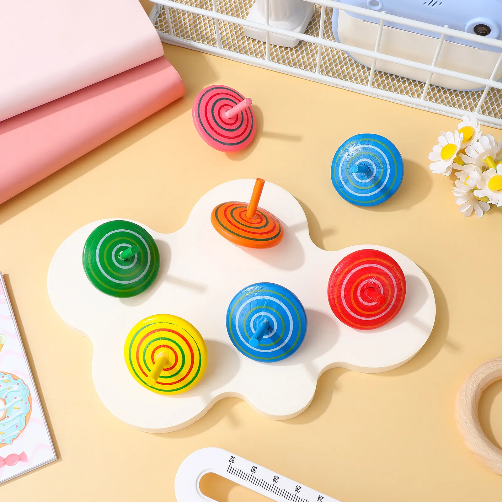 

Набор из 12 разноцветных вращающихся деревянных гироскопов для детей: развивающая игра для взаимодействия родителей и детей, креативная обучающая игрушка