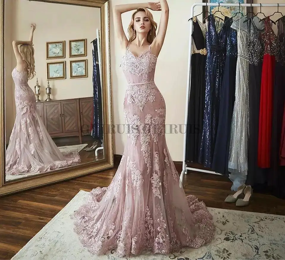 

Princess Pink Mermaid Evening Dresses Lace Wedding Guest Gowns V Neckline with Straps Prom Party Dresses Back Out Appliqued