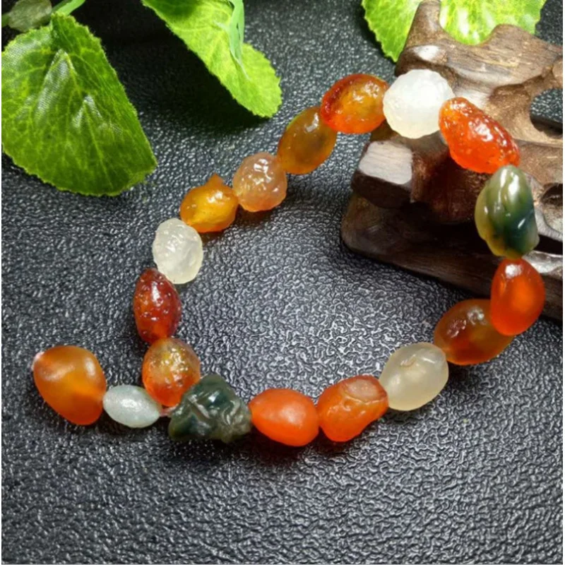 stone from Alashan Gobi, veined , sugar heart agate bracelet - view 2
