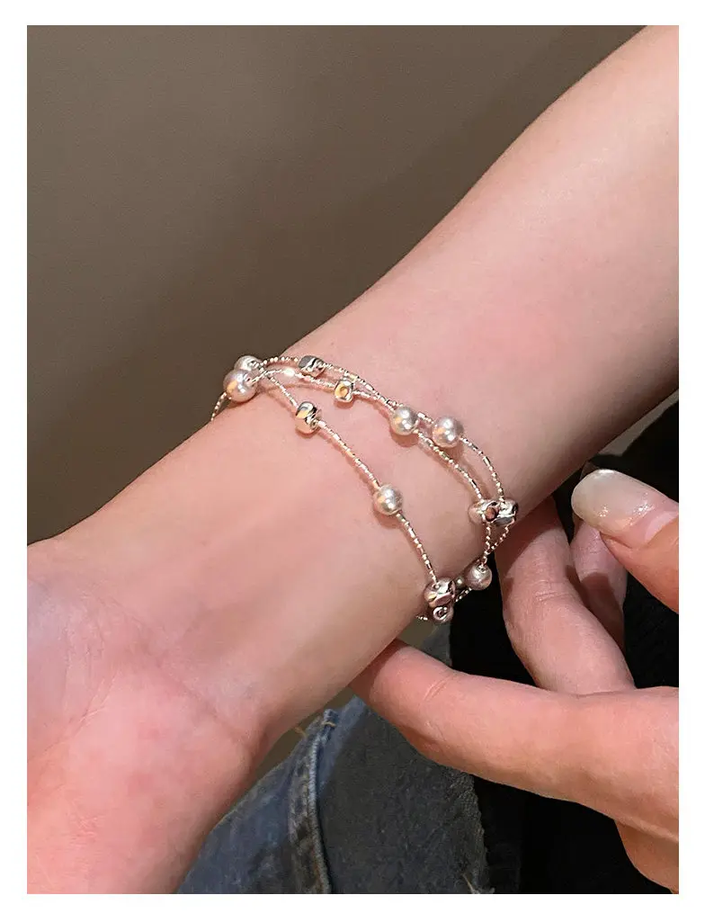 Manta Rose Lila Imitationsperlen Metall Dreischichtige Silberfarbene Armbänder für Frauen Luxus-Schmuck Stilvolles Handgelenk-Accessoire – Detail 4