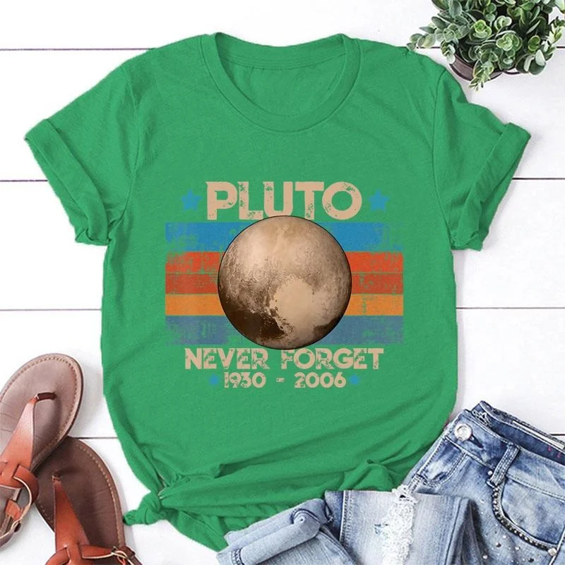 Vintage Never Forget Pluto Nerdy Astronomy Space Science T-Shirt Fashion Creative Design Round Neck Short Sleeve Tees