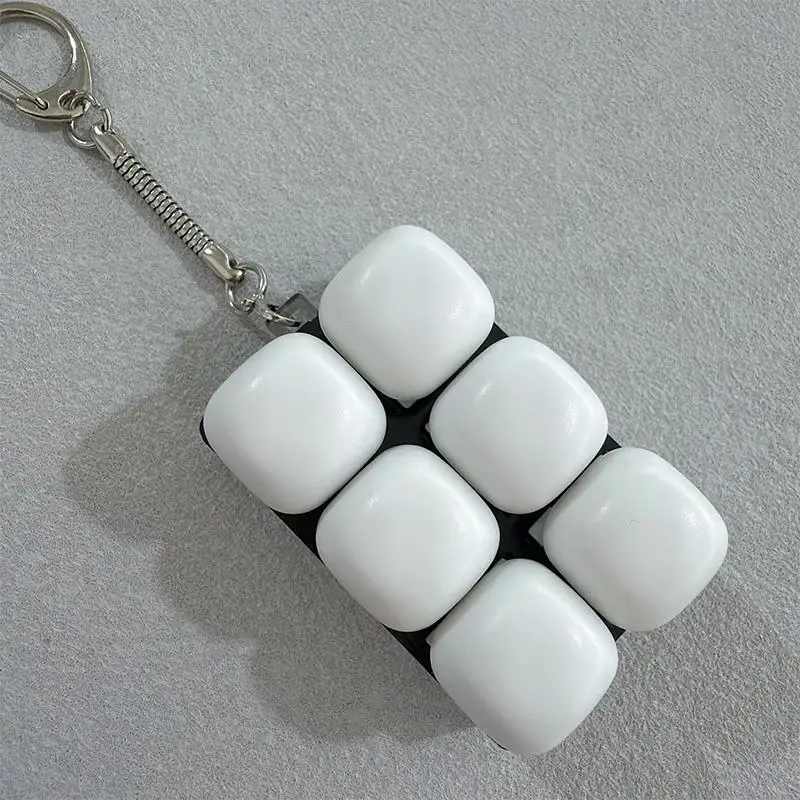 1/2/3/4/9Keys Fidget Keychain Cute White Bun Shape Keycap Tester Keychain Keyboard Switch Stress Relief Toy Finger Pendant