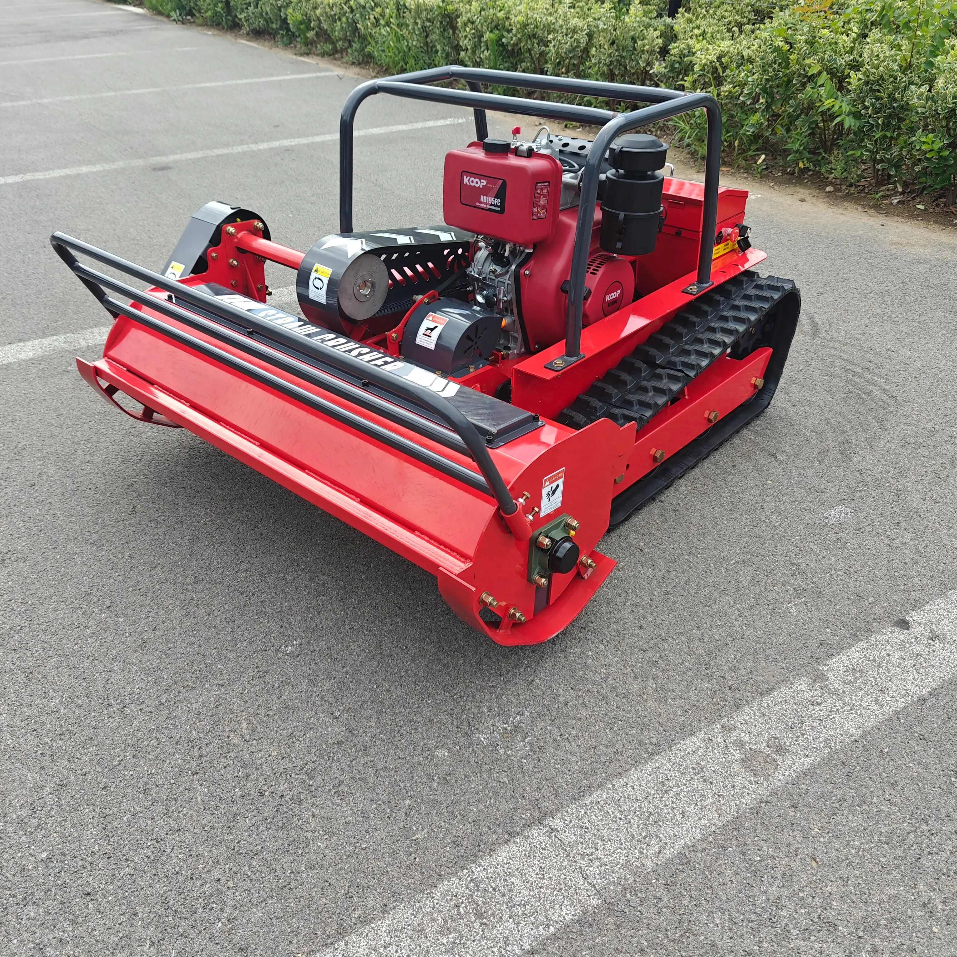 

Agriculture Remote Control Flail Lawn Mower 15hp Large Power Grass Cutting Machine Robot Brush Cutter 1200mm