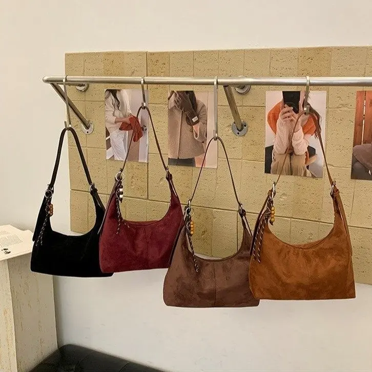 

Ample Space Diaper Bag Fully Satisfies Storage Demands for All Baby Supplies in One Day Outings