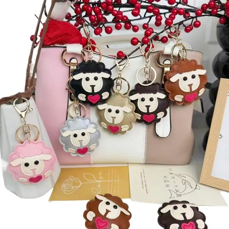 Niedlicher Lamm-Schlüsselanhänger aus PU-Leder, Cartoon-Schaf-Taschenanhänger, Ornament, Handtaschen- und Autoschlüsselhalter, Dekoration, 2027 Neujahrsgeschenke – Detail 7