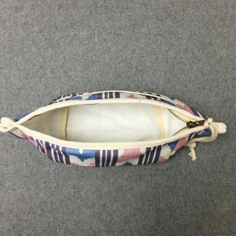 Mar High Quality Unique Design Fashion Strip Toiletry Pouch Zipper Make Up Brush Bag Travel Organizer Wholesale Cosmetic Bags