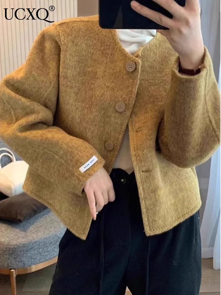 UCXQ Solid Color Short Woolen Coat Temperament For Office Lady O Neck All Match Women's Outerwear 2025 New Autumn Winter 23C2808