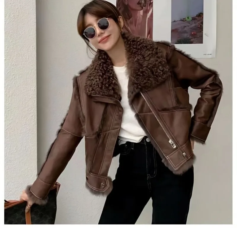 Winter Fashion Bestseller Is Monochrome Stylish Short Jacket with Fur Collar Motorcycle Style It's High-end Outerwear for Women.