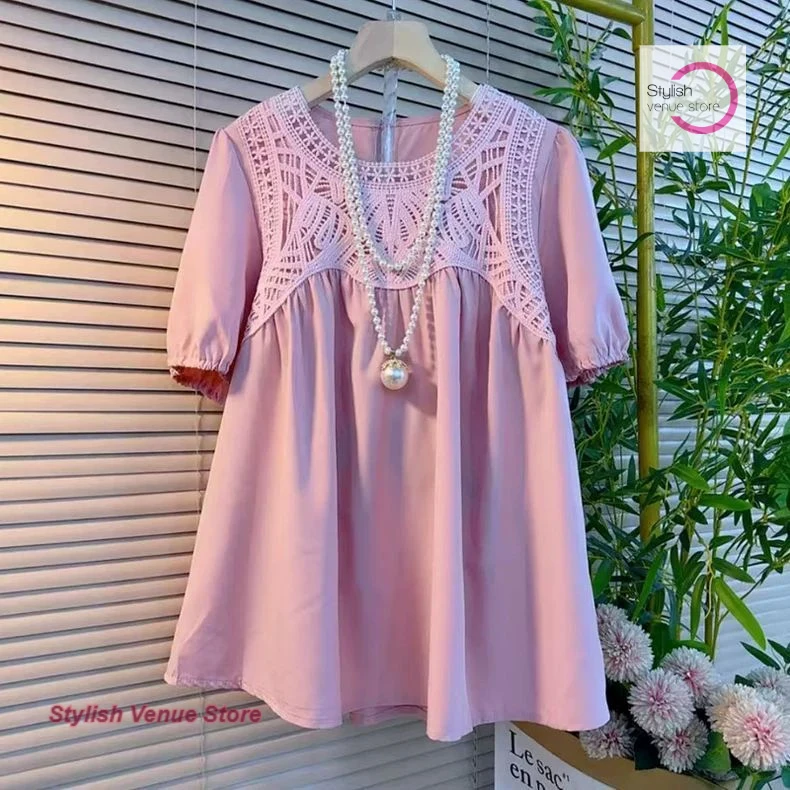 Summer plus size temperament long loose slim stitching lace T shirt French fashion Joker casual round neck chiffon shirt.