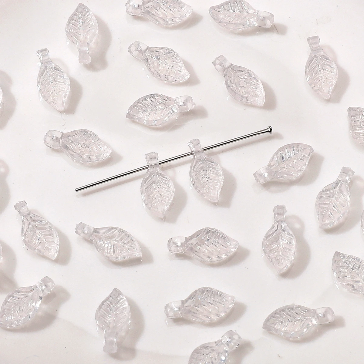 50-200 stuks acryl bladvormige bedels gekleurde bladeren tussenstuk kralen voor DIY kettingen armbanden knutselwerk sieraden maken