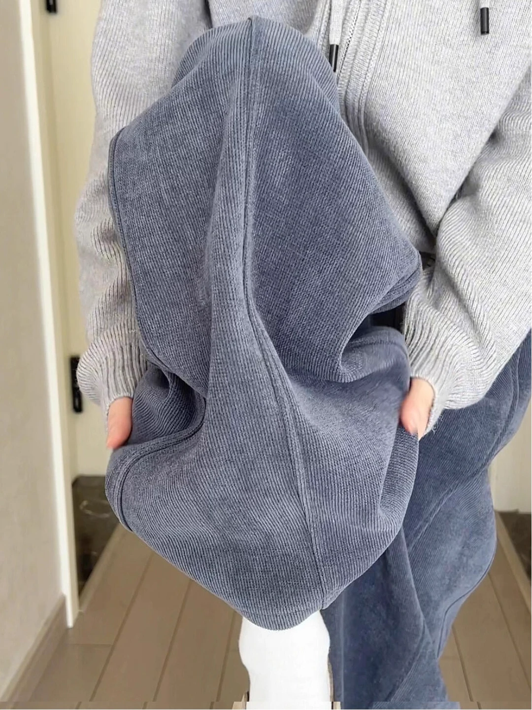 

Брюки с высокой талией и широкими штанинами из вельвета, свободного кроя, мужские и женские, осенне-зимние, новый дизайн, повседневные длинные брюки с эффектом похудения