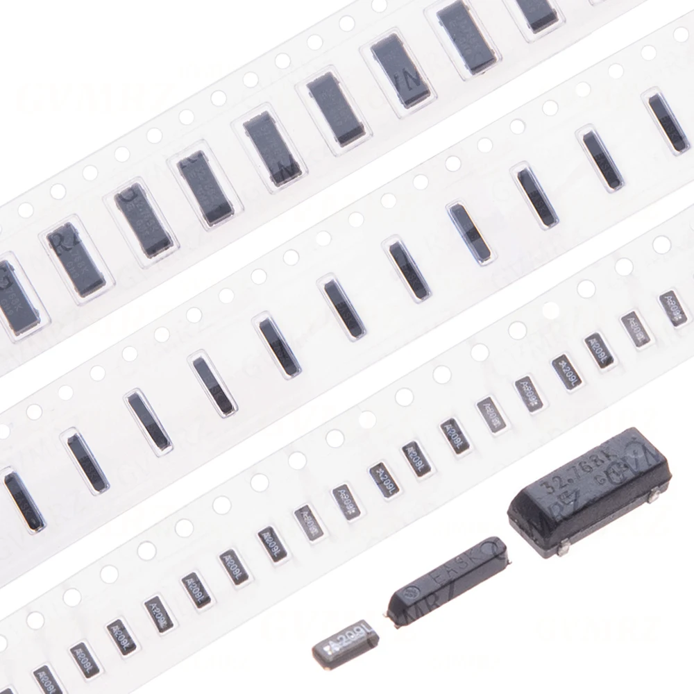 10PCS 3.8*8.25 FC-135 3215 2Presonator SMD Passive crystal oscillator MC-146 32.768KHz 12.5PF 7.0*1.5mm MC-306 32.768K Component