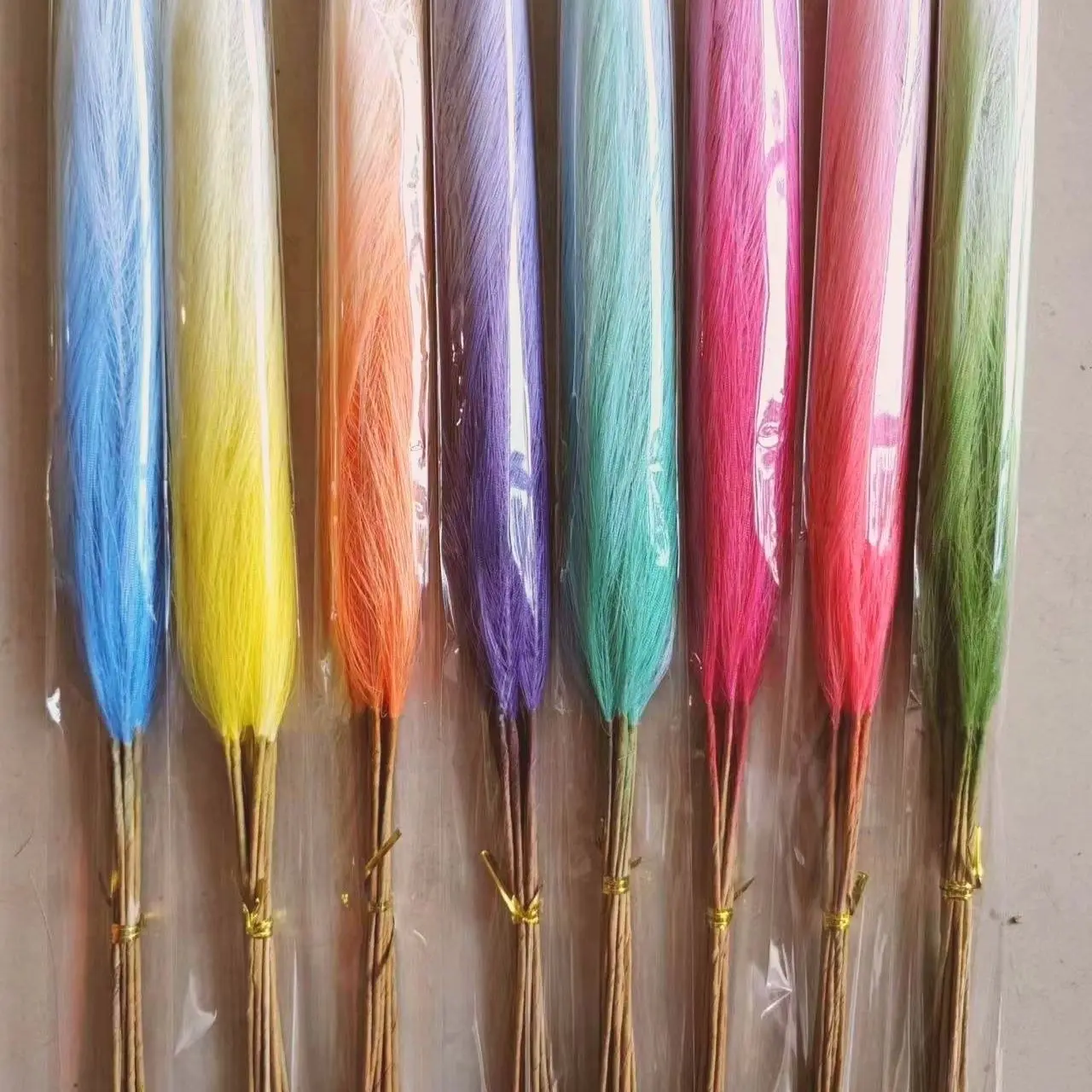 

Ins Wind Simulation Gradual Change Color Single Reed Internet Celebrity Fake Feather Home Bedroom Dining Room Photography Fake F