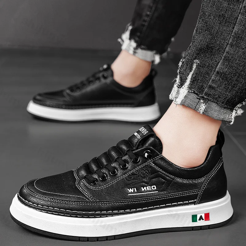 

Men Vulcanized Shoes 2025 Autumn Comfortable Anti Slip Outdoor Skateboard Shoes Fashion Platform Spring Casual Sports Shoes