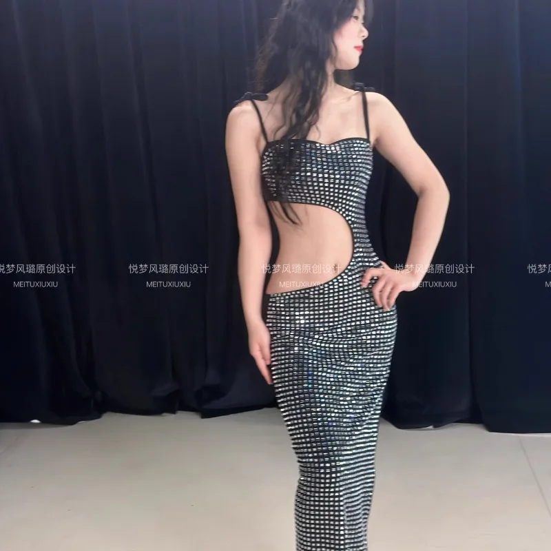 

Customized Belly Dance Costumes New Set Performance Dress Class Large Size Sexy Temperament Hot Diamond Practice Suit Long Skirt