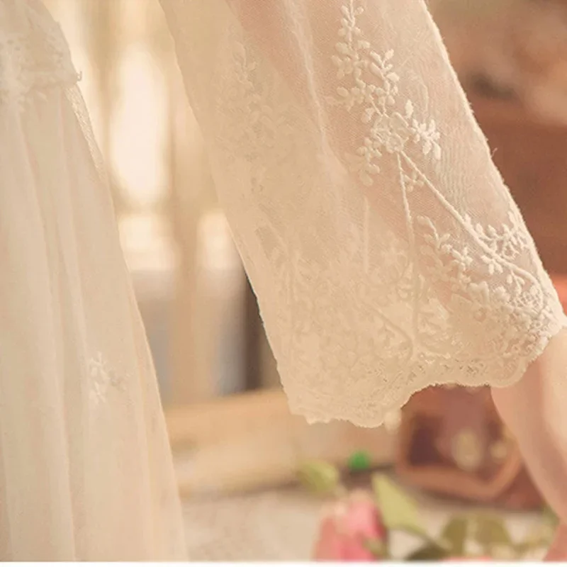 2 Pieces Set Women White Lace Elegant Nightgowns Nightdress Sleepwear Lolita Spring Summer Palace Style Vintage Dress Bathro MN1